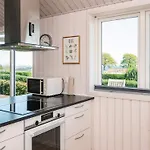 펜션 5 Star Holiday Home In Hejls 하일스