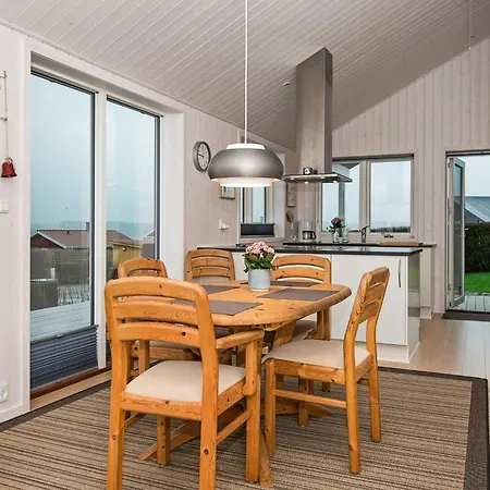 بيت للعطل 6 Person In Hejls