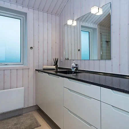 6 Person In Feriehus Hejls